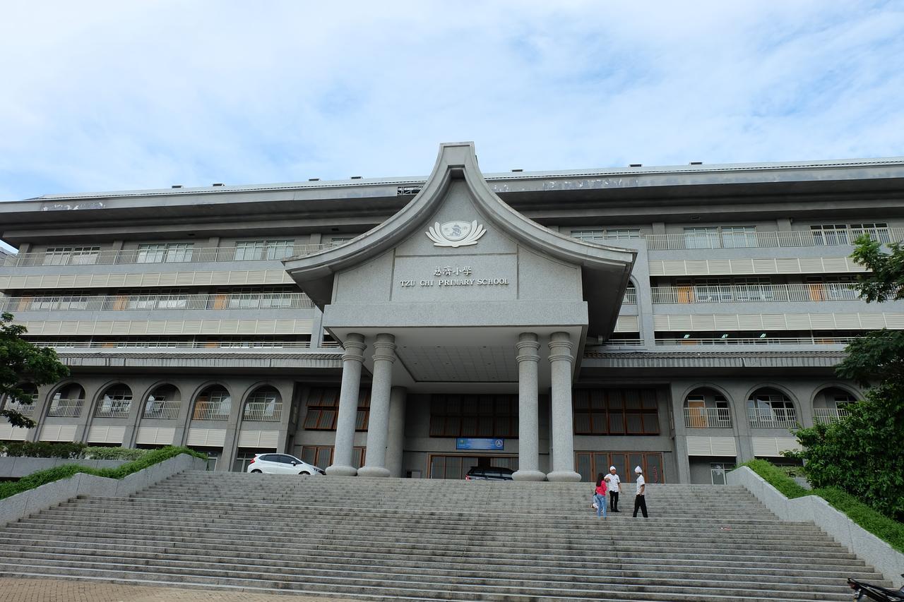 Homiestay Jakarta Exterior photo