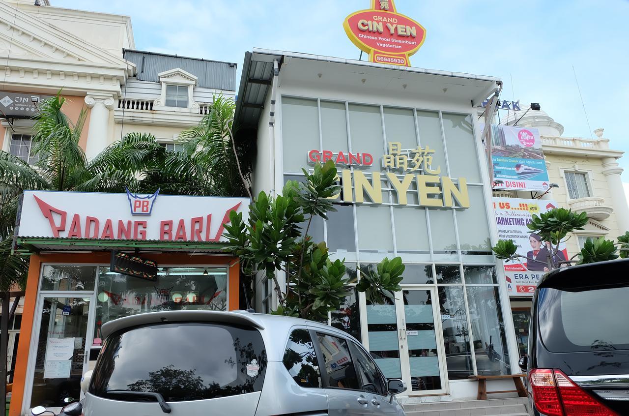 Homiestay Jakarta Exterior photo