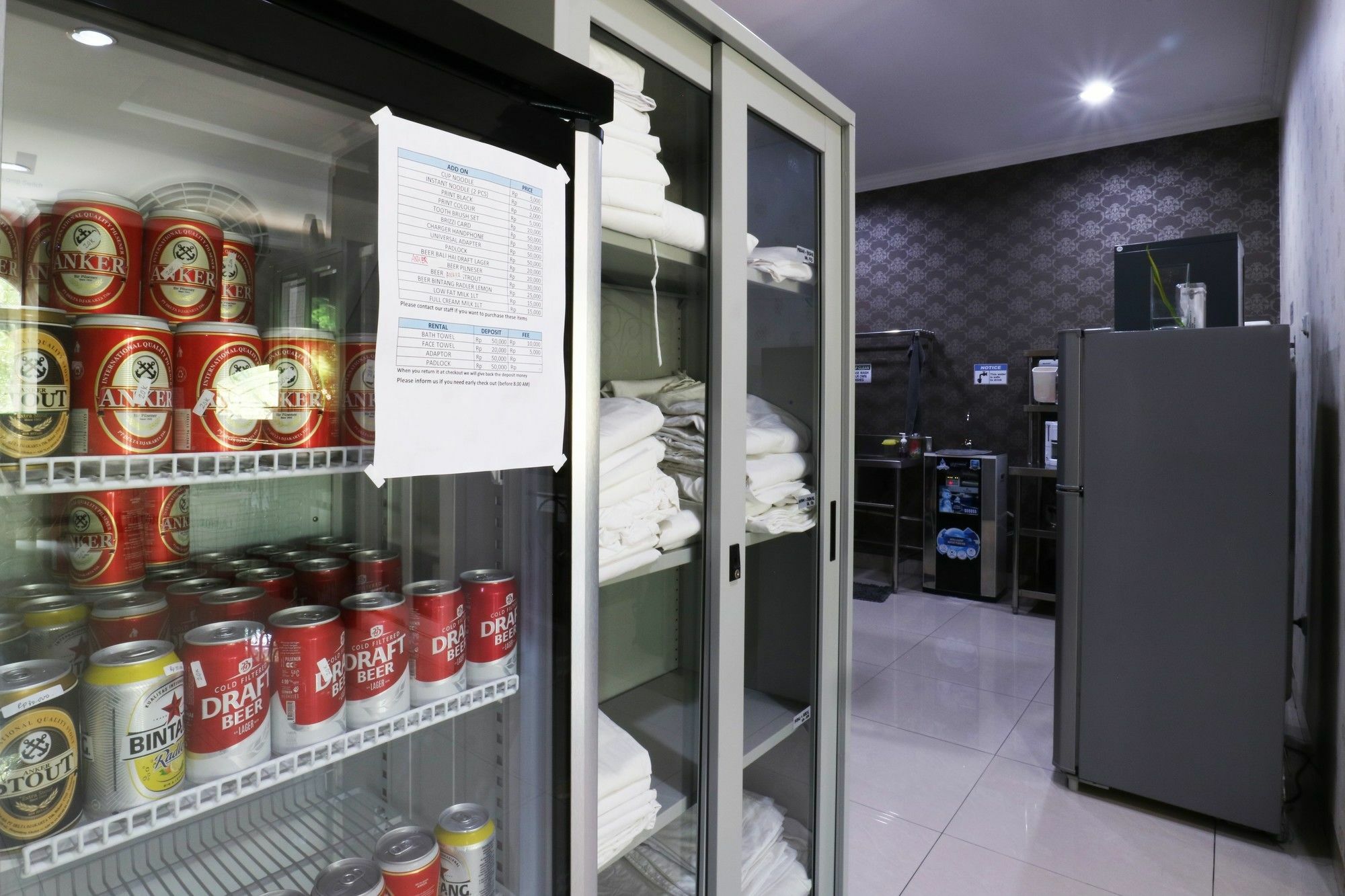 Homiestay Jakarta Exterior photo